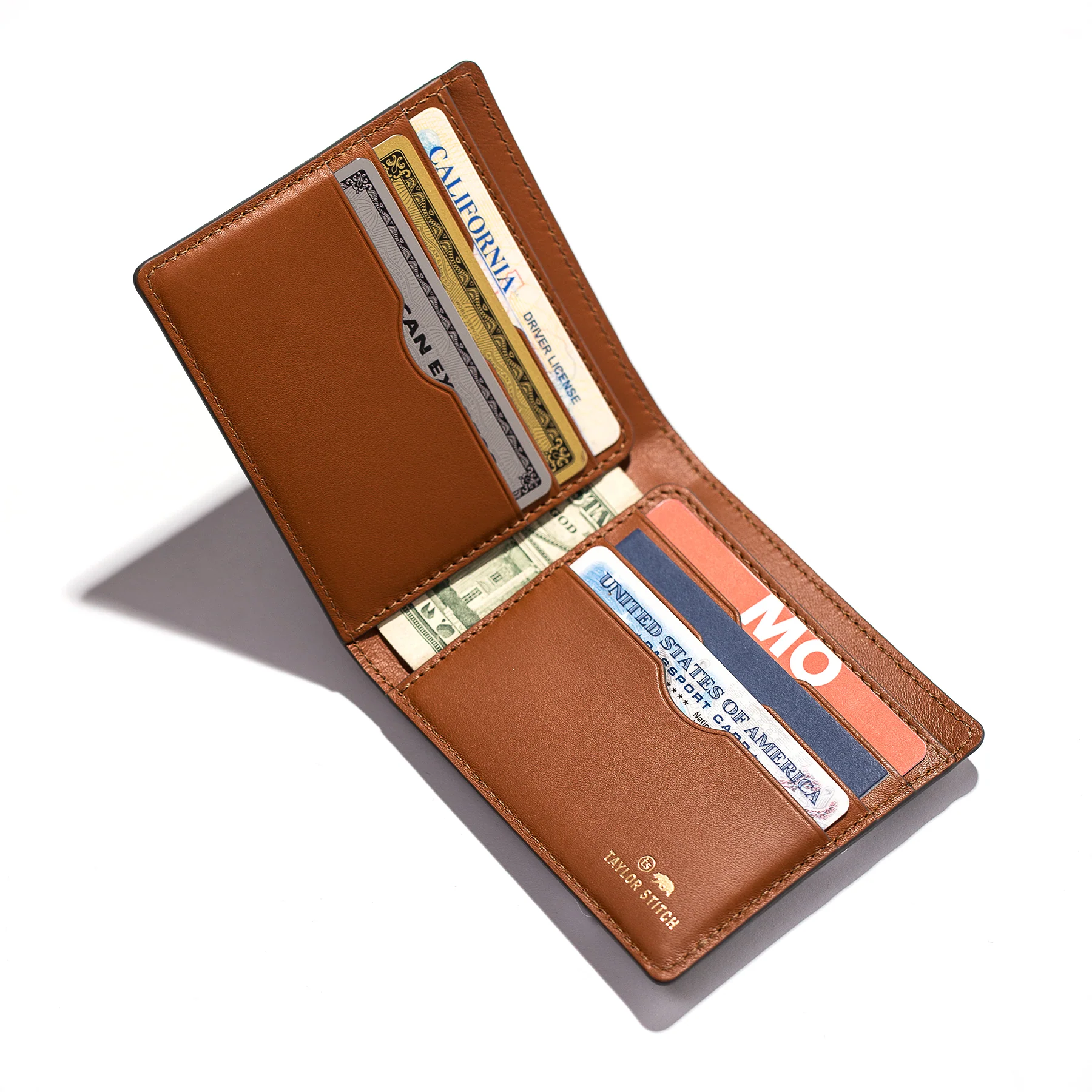 The Minimalist Billfold Wallet in Evergreen - Image 2
