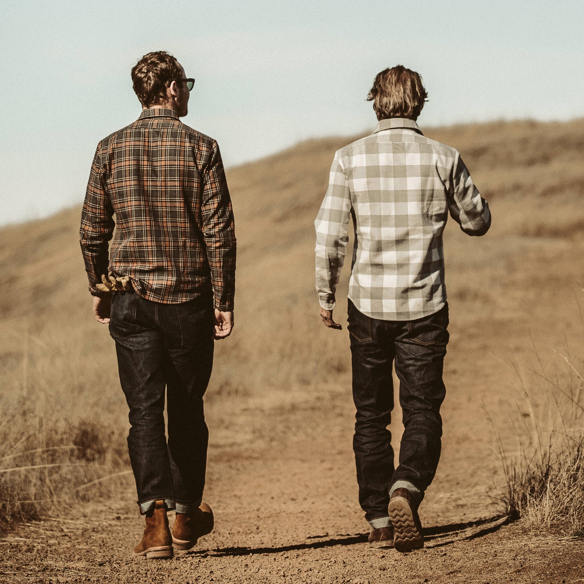 The Moto Utility Shirt in Ash & Natural Plaid - Image 5